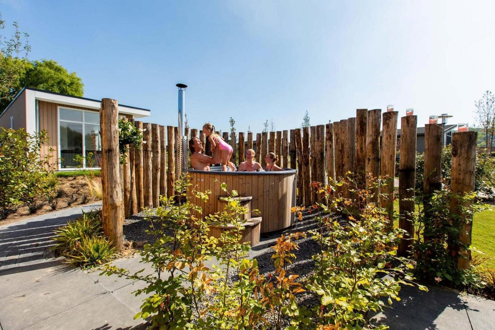 Topparken - Resort De Brabantse Kempen Lage Mierde 客房 照片